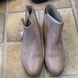Girls ankle boot